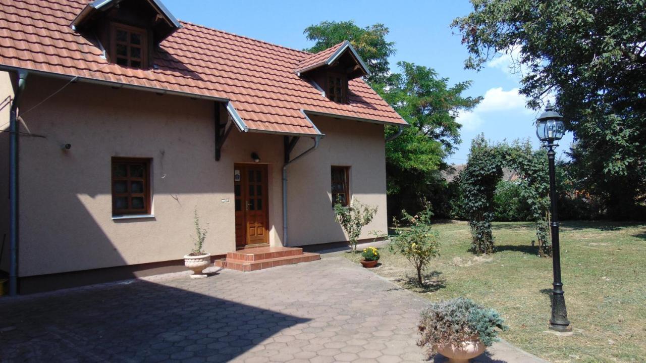 Rooms Milin Lagum Irig Exterior foto